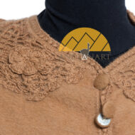 Short Alpaca Cape with Hand Crocheted Collar - Alpaca Carrasco - Camel - 16833525